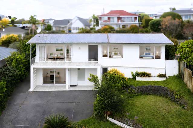 6 Nickleby Place Mellons Bay_1