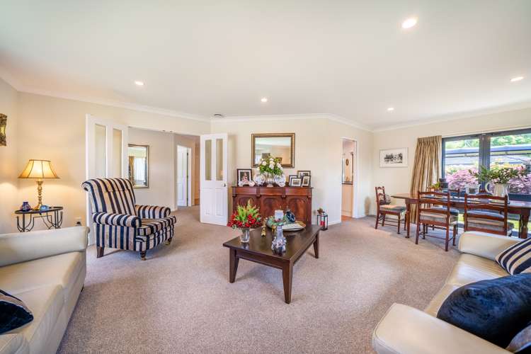 40 Mary Huse Grove Manor Park_6