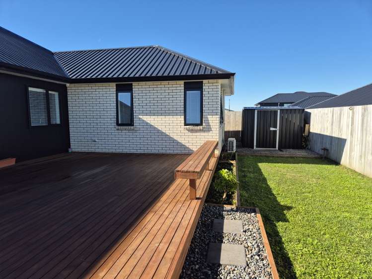 29 Inuwai Street Glenview_10
