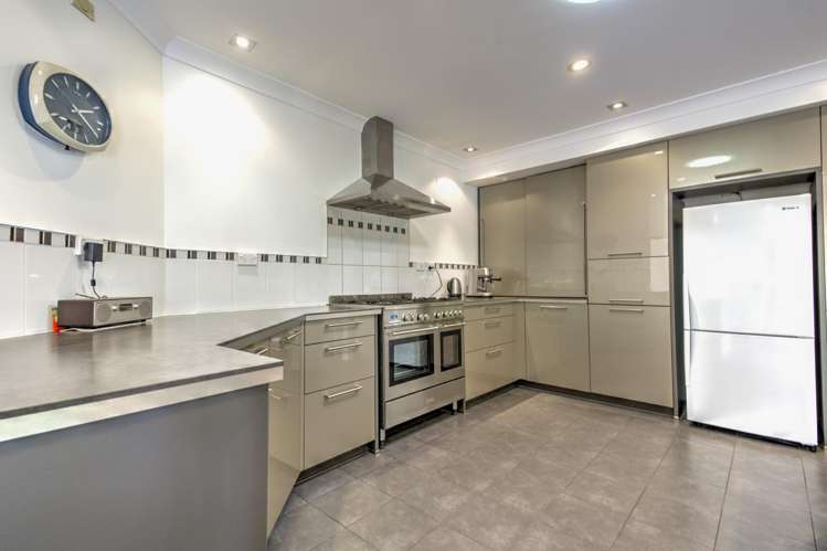 9 Montrose Crescent Huntington_21