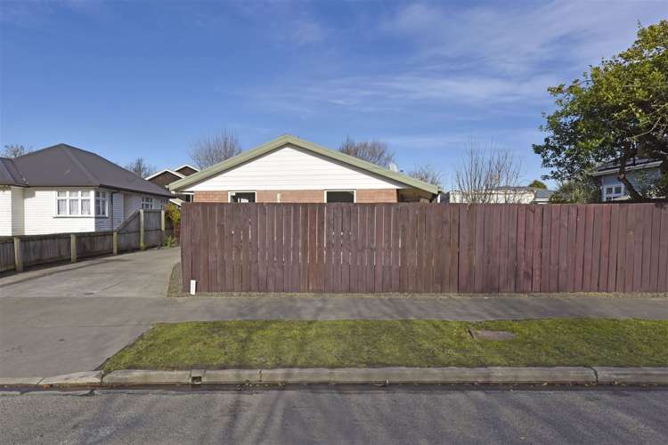 26 Bass Street Woolston_16
