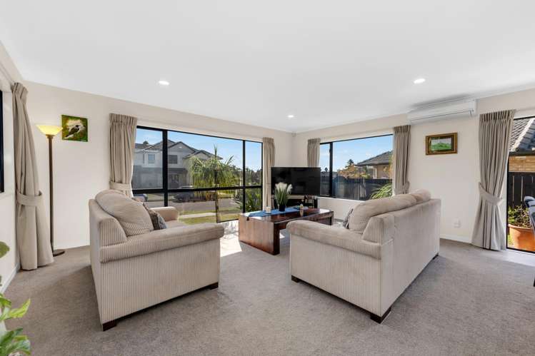 43 Newbliss Crescent East Tamaki Heights_8