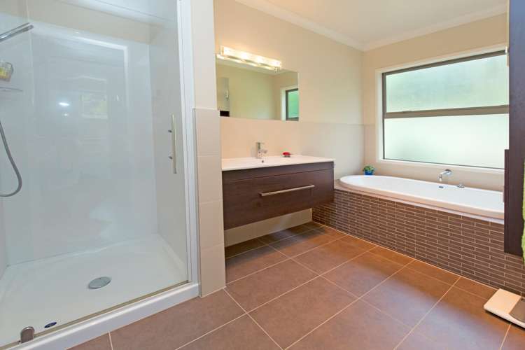 92b Scott Road Stanmore Bay_15