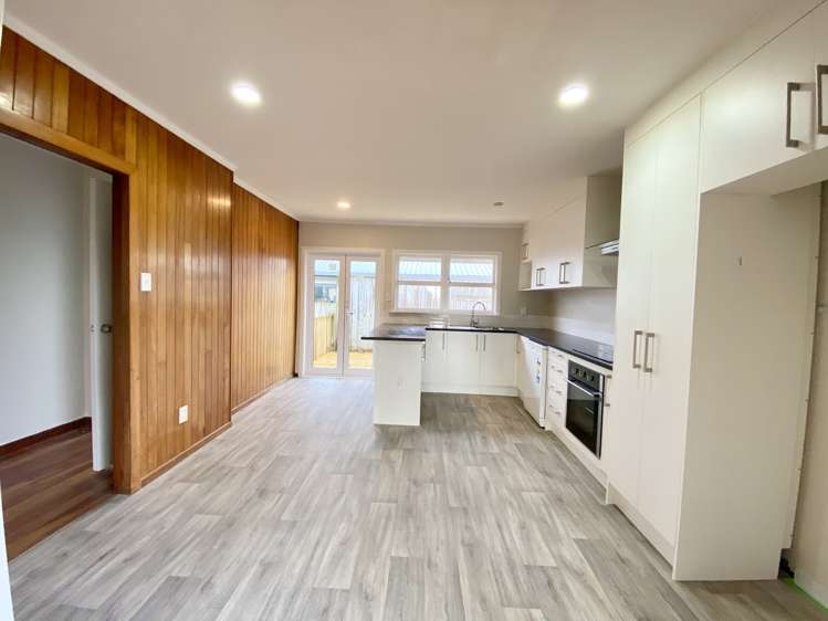 52 Saint Leonards Road Kelston_0