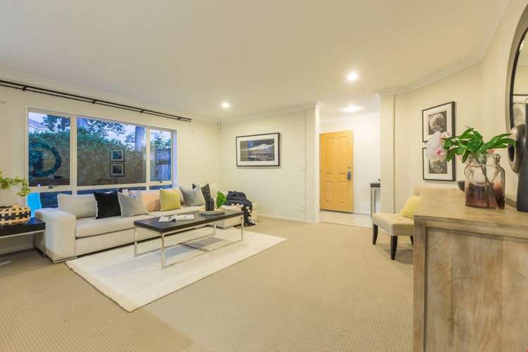 56 Baverstock Road Flat Bush_10