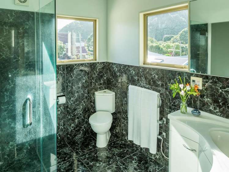 233 Marine Parade Eastbourne_12