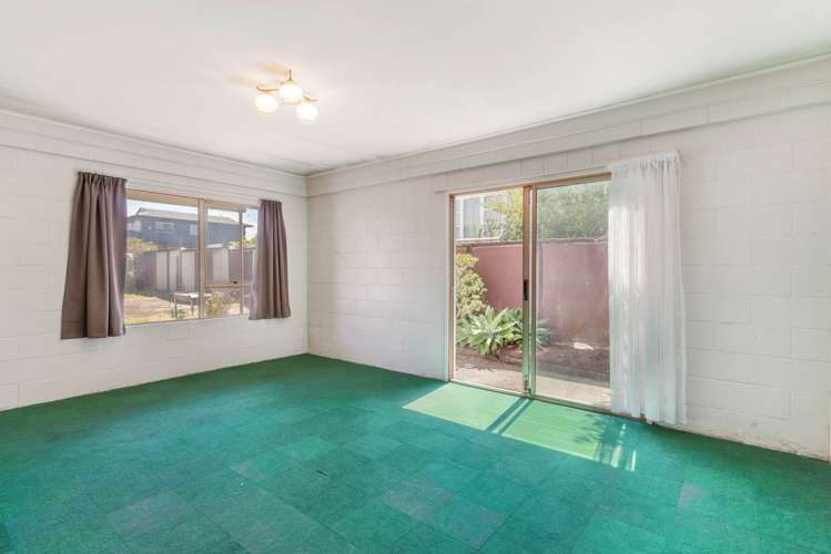 2/7 Ngaio Street Takapuna_12