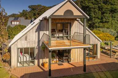 28 Hahei Beach Road_4