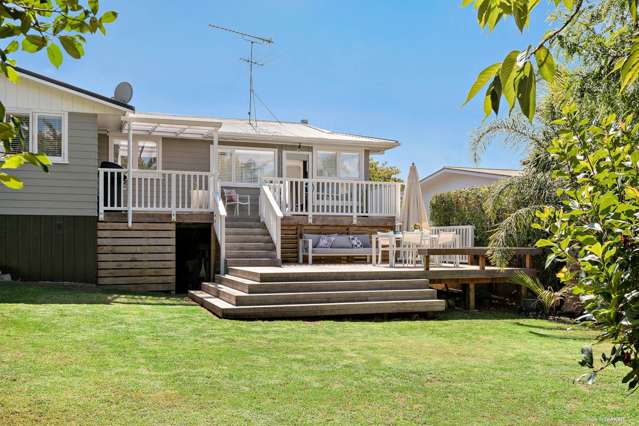 16 Boys Place Pakuranga Heights_2