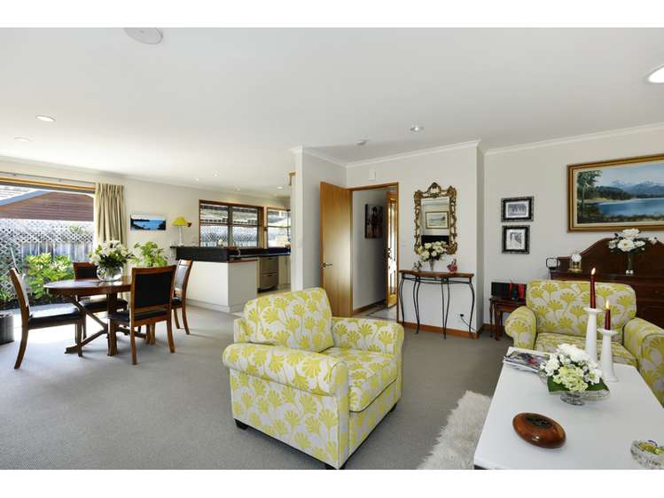 5 Romano Way The Wood_3