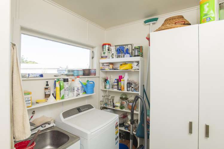 2 Lytton Road Riverdale_13