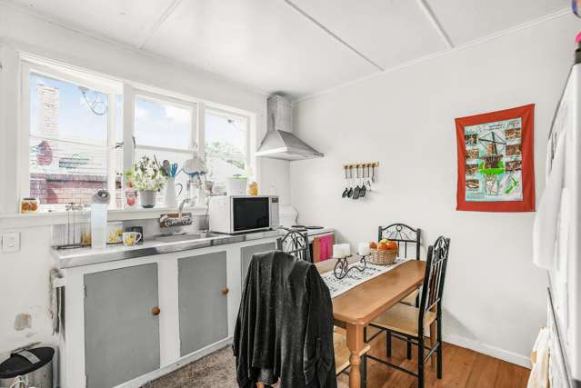 3/3 Huia Grove Elderslea_2