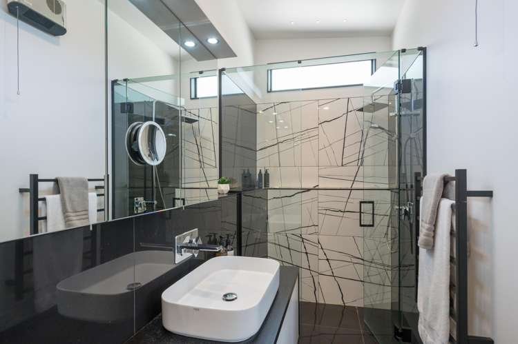 41 Angelus Avenue Richmond_21