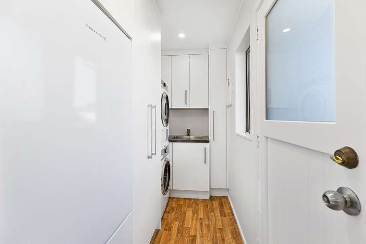 12 John Witton Drive Crofton Downs_12