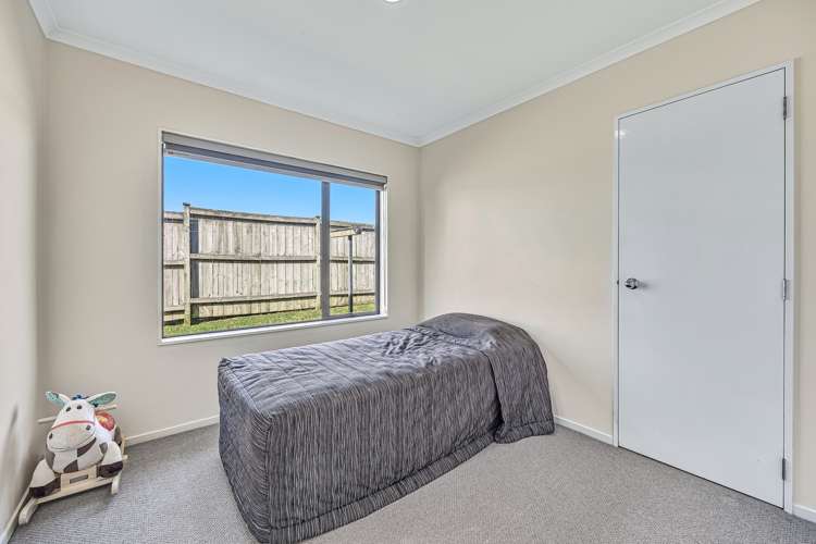 52 Magic Way Randwick Park_13