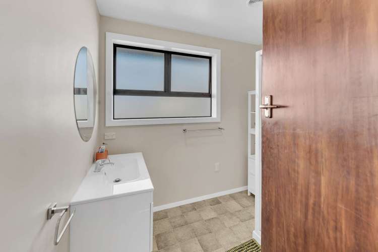 21 Leckie Street Redruth_12