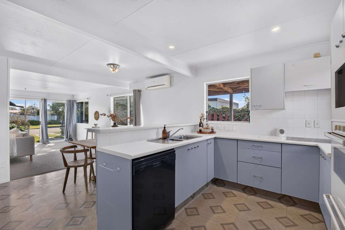 49 Tait Drive_4