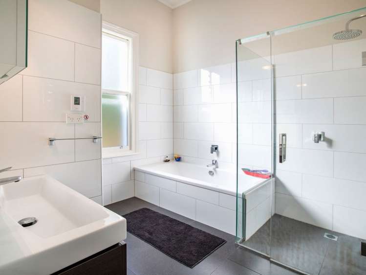 3 Tui Street Devonport_14