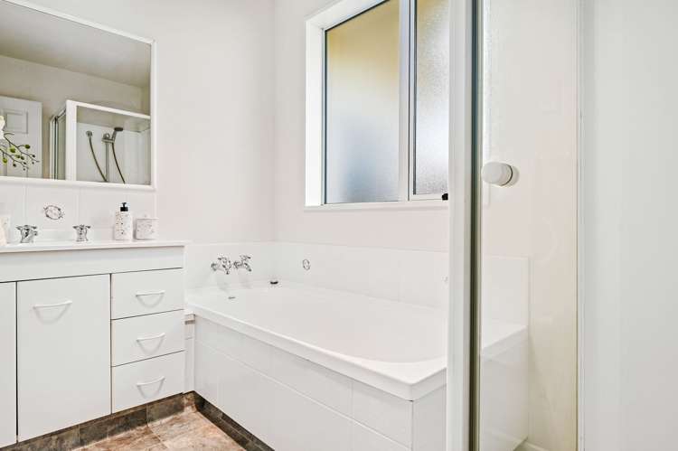 82 Bella Rosa Drive Hei Hei_8