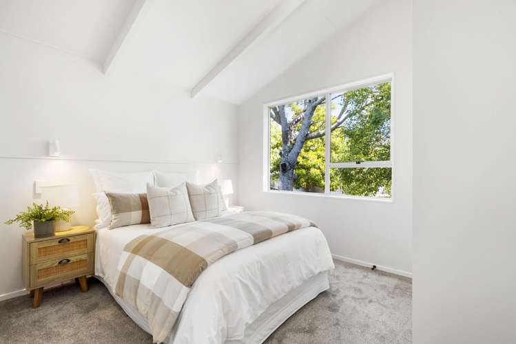 2/35a Rangatira Road Beach Haven_21