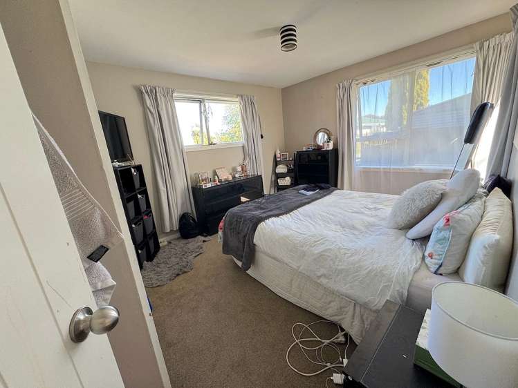 39 Steele Street Hornby_5