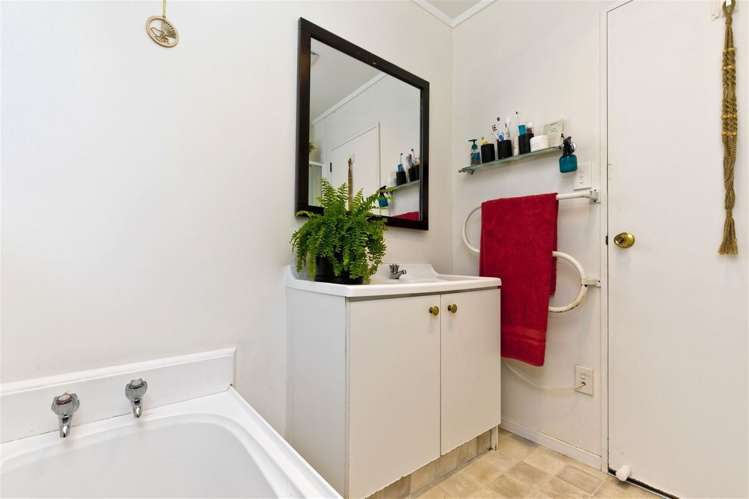 106 Glen Road Ranui_15