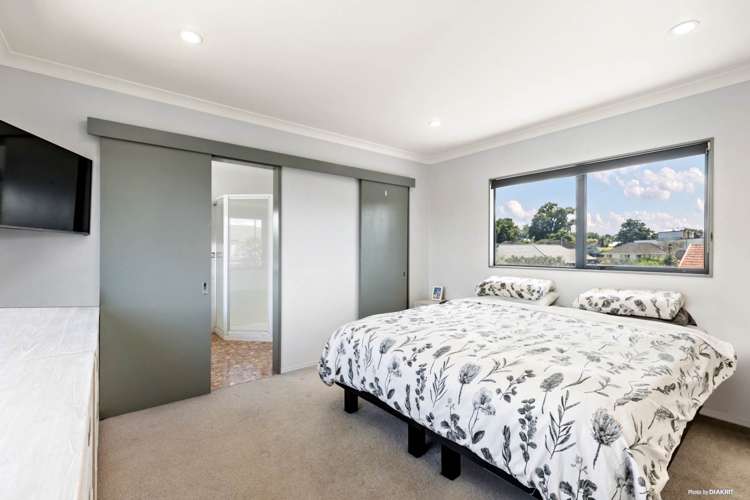 5 Gunner Drive Te Atatu Peninsula_10