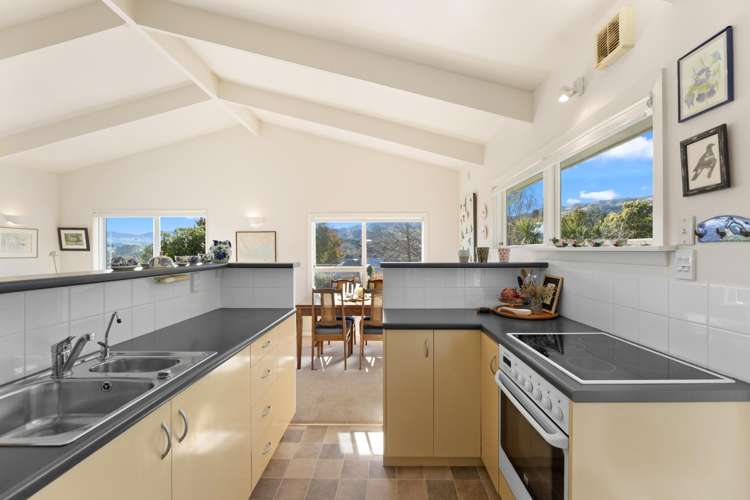 27b Watson Street Akaroa_13