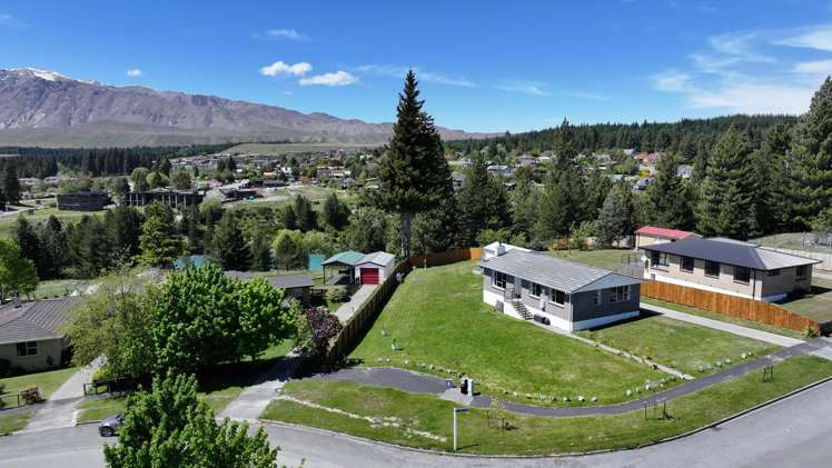 32 Aorangi Crescent Lake Tekapo_9