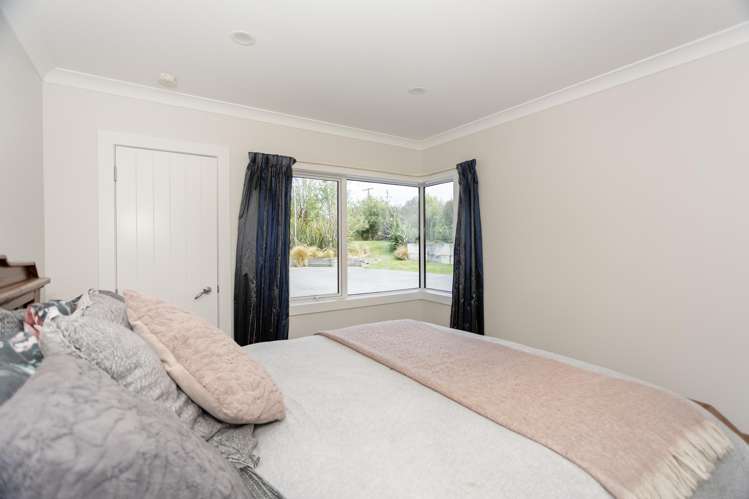 326 Homestead Road Weston_27