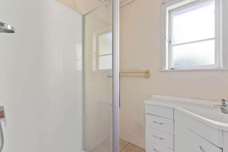 52 Beaumonts Way Manurewa_9