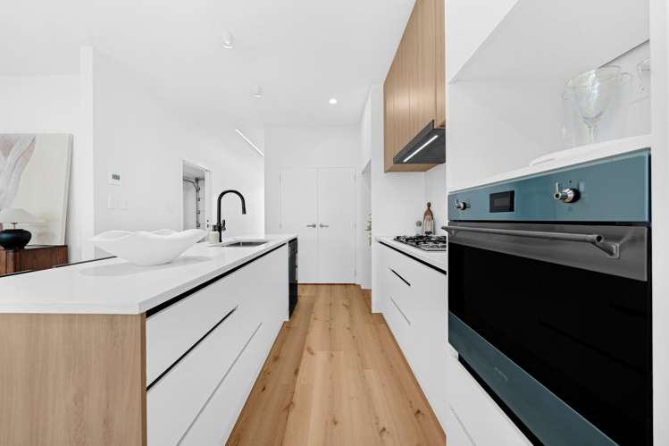 14 Murray Grey Lane Karaka_8