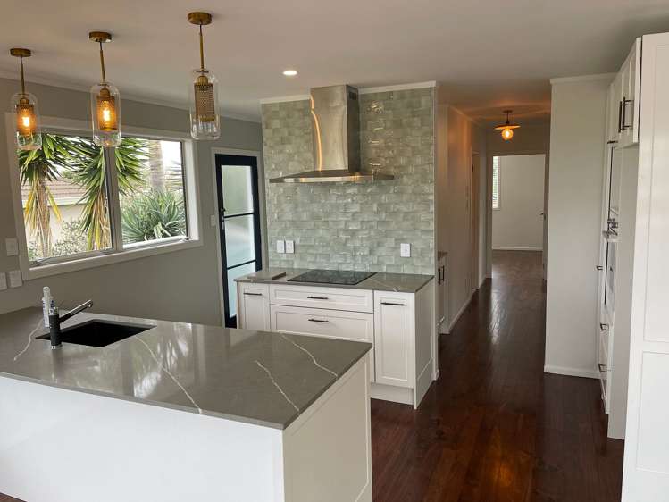 2 Tui Street Devonport_15