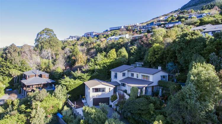 8 Main Road Governors Bay_21