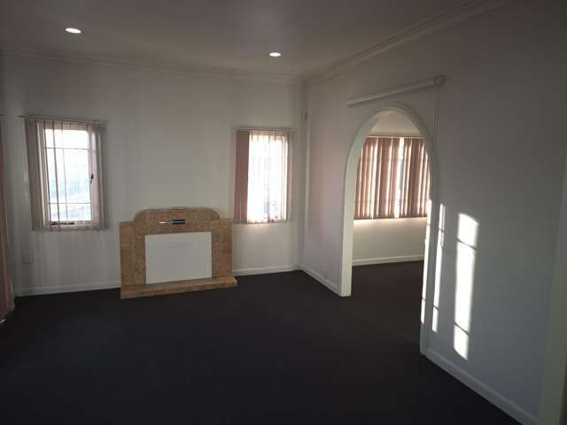 460 Ulster Street Hamilton Central_2