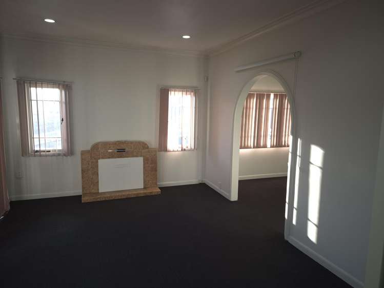 460 Ulster Street Hamilton Central_2