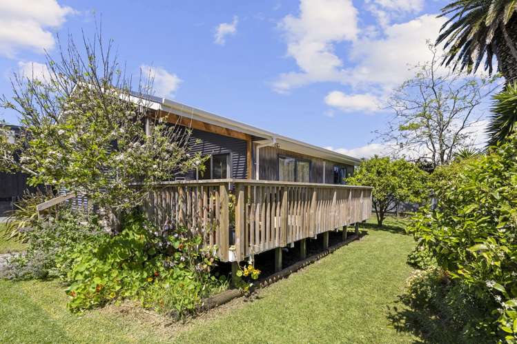 16 James Street Raglan_41