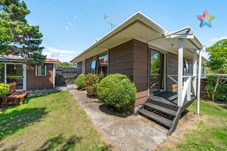 69b Hartford Crescent Totara Park_13