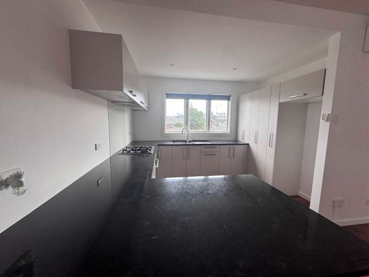 2/117 Great South Road_3