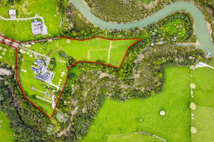 94 Oak River Drive Matakana_2