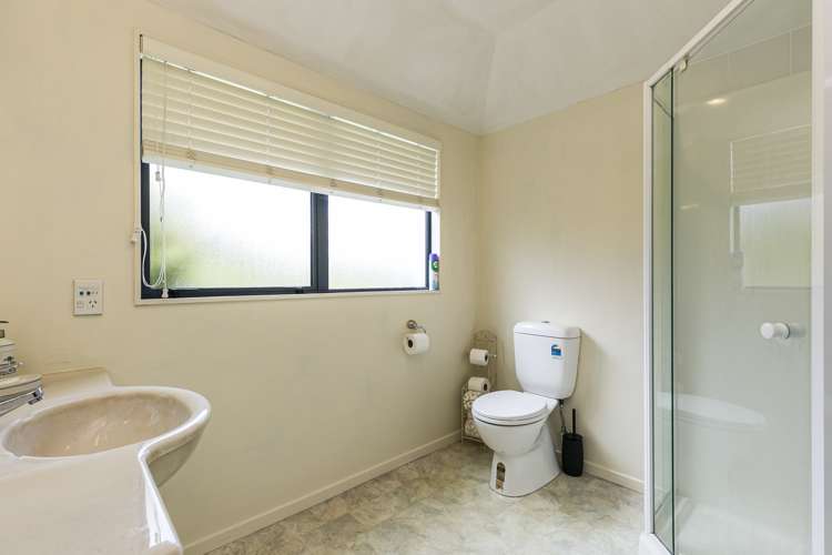 32 Amesbury Drive Churton Park_24