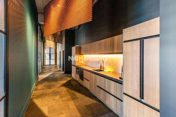 Level 1/150 Hurstmere Road Takapuna_2