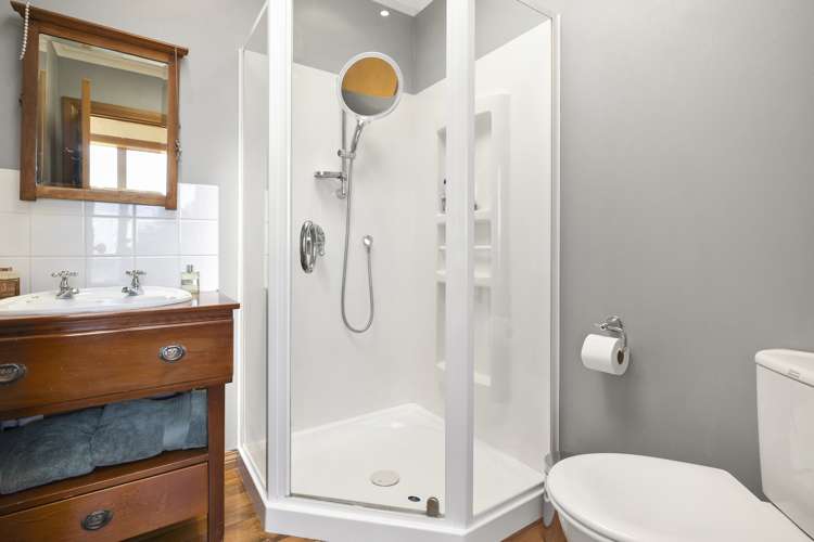 16 Littlebourne Road Roslyn_12