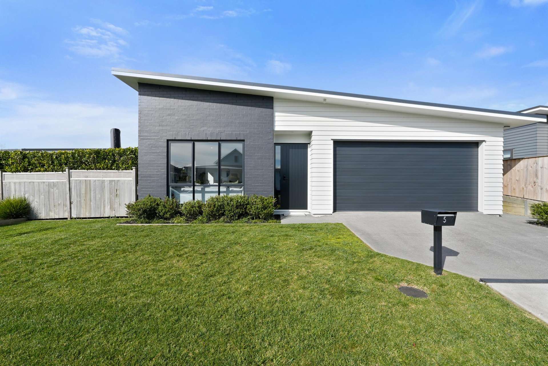 5 Kuku Avenue Red Beach_0