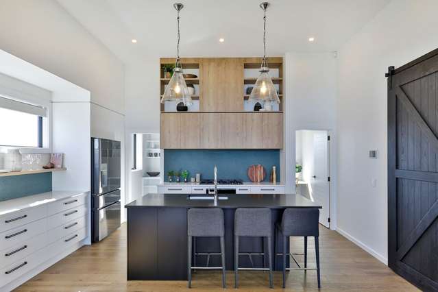 25 Michael Bosher Way Flat Bush_3