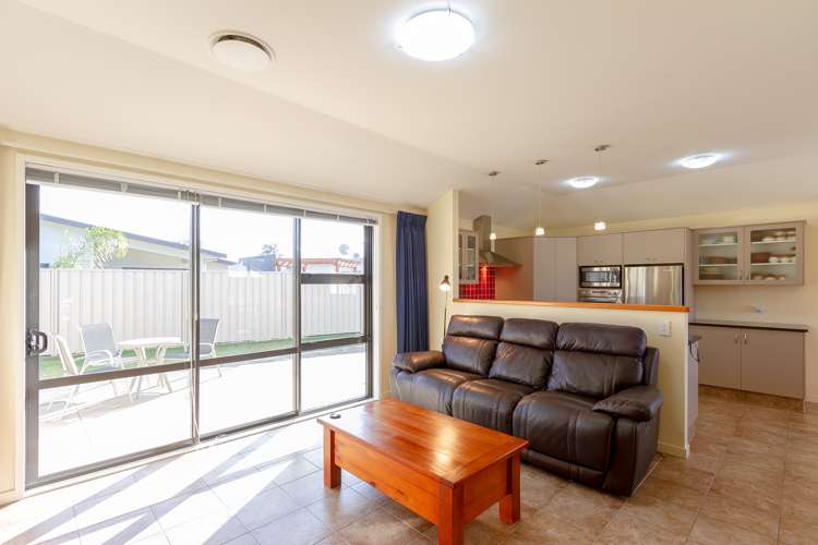 7 Pania Place Poraiti_4