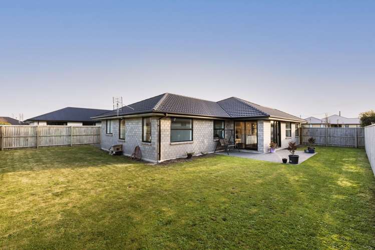 24 Halpin Drive Lincoln_12