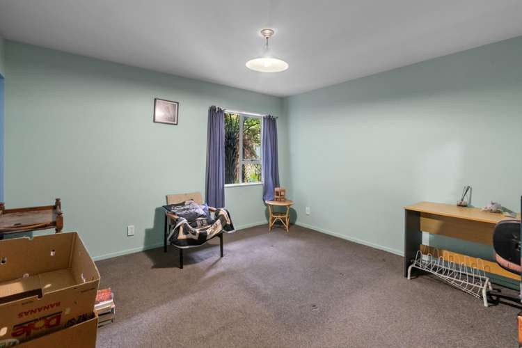 481 Worcester Street Linwood_12