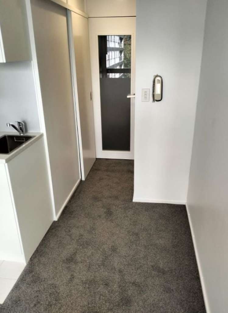 711/72 Nelson Street Auckland Central_5