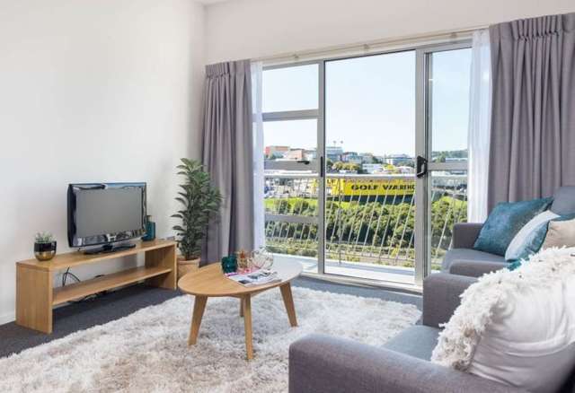 3 bedroom apartment in the center of Auckland